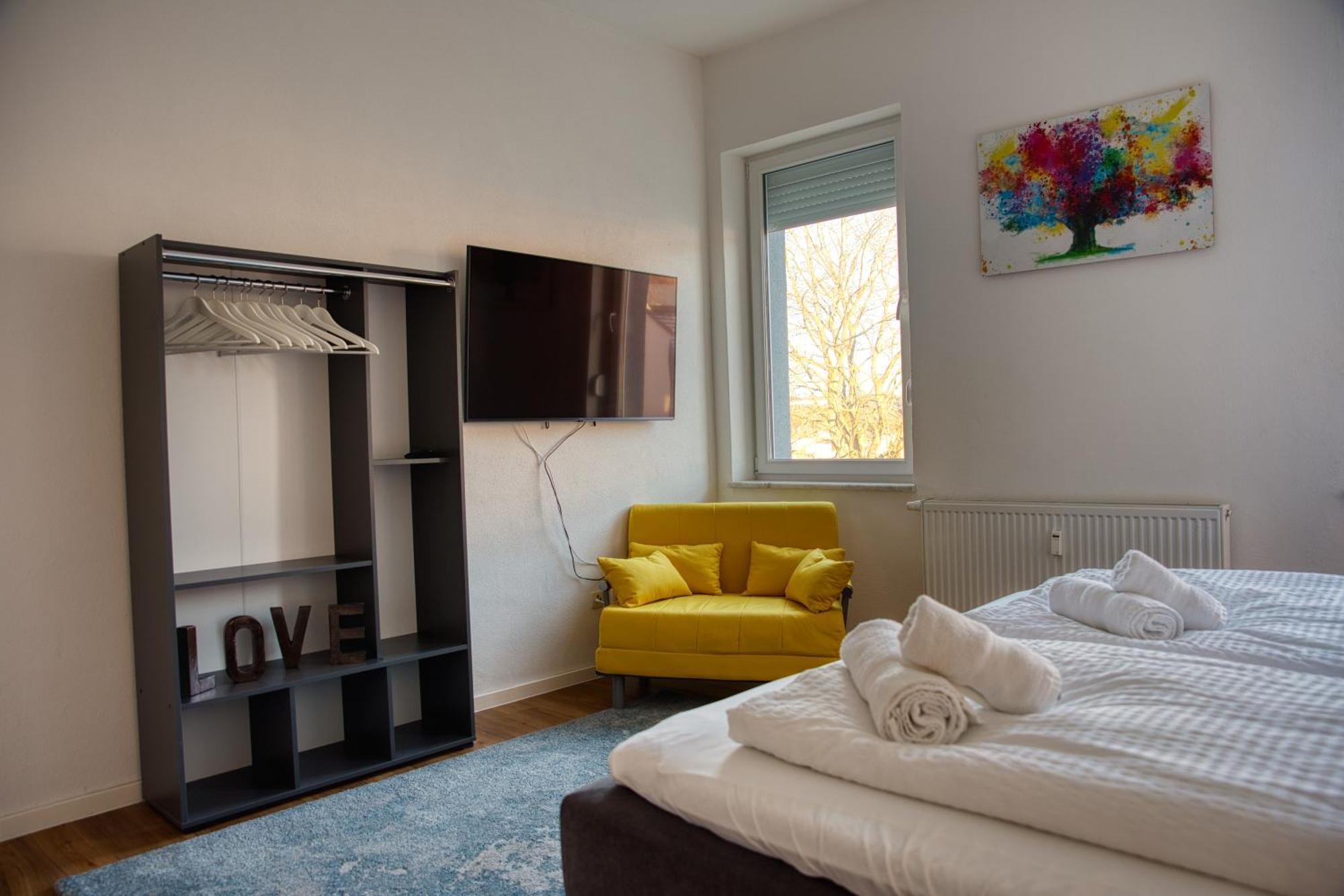 Wen Bhf Neu & Zentral In Weiden Fuer Bis Zu 6 Personen Apartment Weiden in der Oberpfalz Luaran gambar