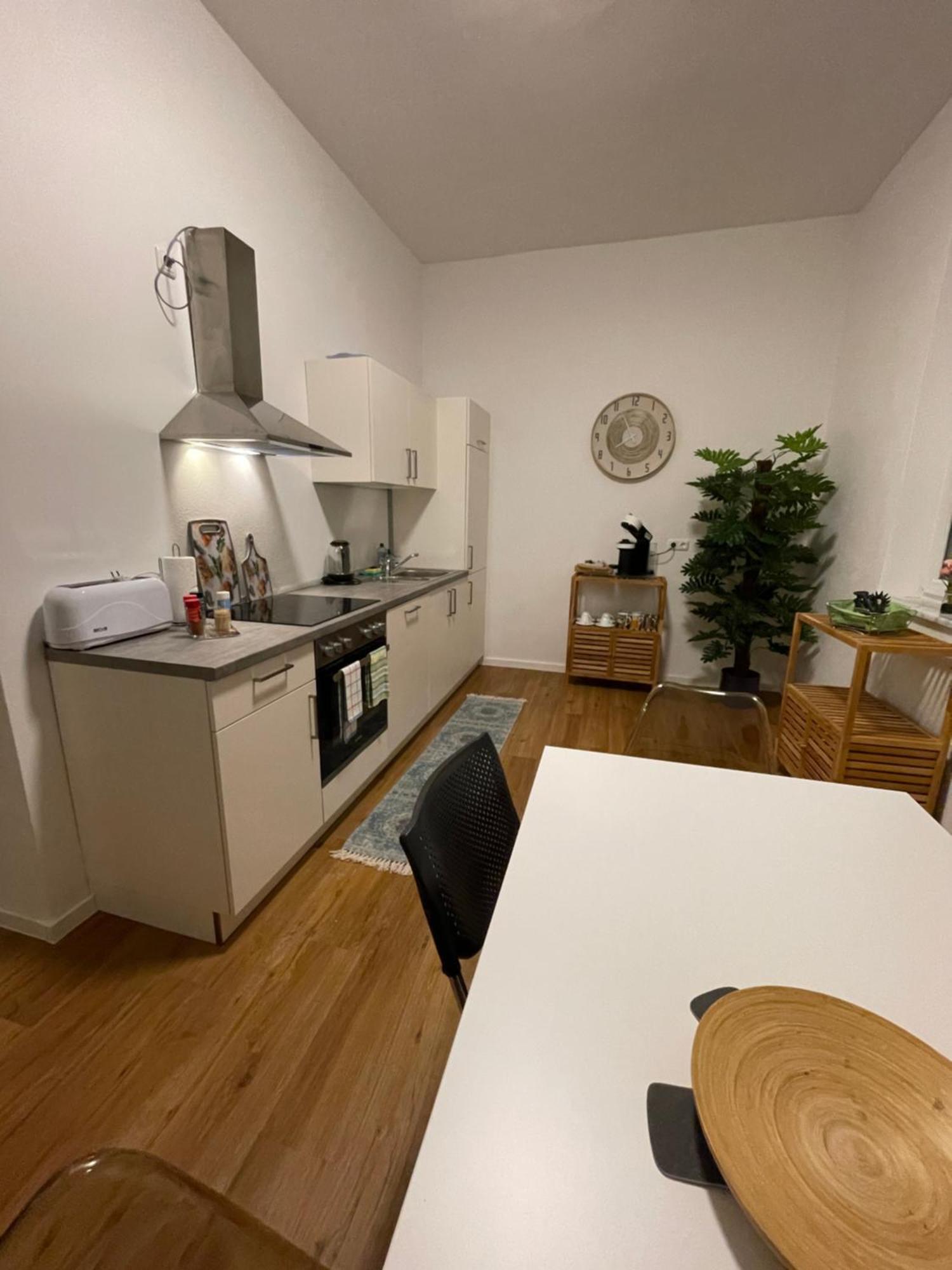 Wen Bhf Neu & Zentral In Weiden Fuer Bis Zu 6 Personen Apartment Weiden in der Oberpfalz Luaran gambar